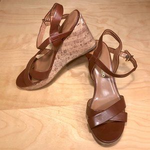 Franco Sarto Maybel Cork Wedges Tan Size 9.5
